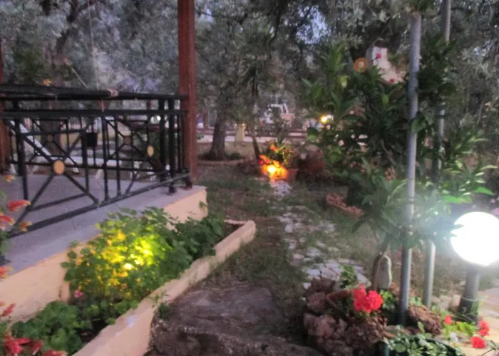 Сasa de vacaciones Elena's House Garden Skála Kallirákhis
